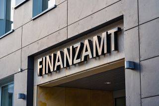 © blende11.photo - Adobe Stock.com figure_photo: Gebäude Finanzamt